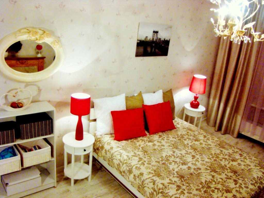 Elegant Apartment Рига Екстериор снимка